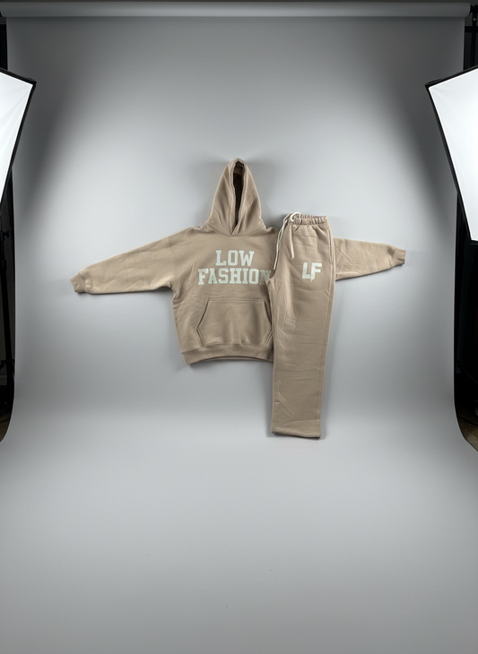 LOW FASHION™ Sandstone Sweatsuit